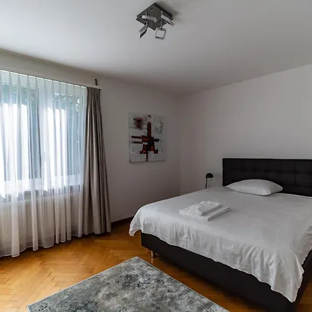 Bright 2 Bedroom Flat - Parkview 3