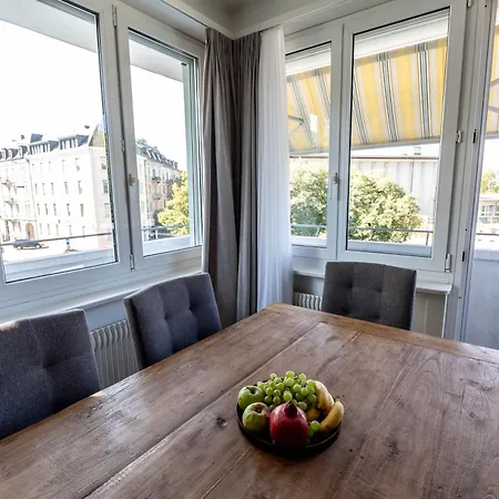 Bright 2 Bedroom Flat - Parkview 3 Apartamento *